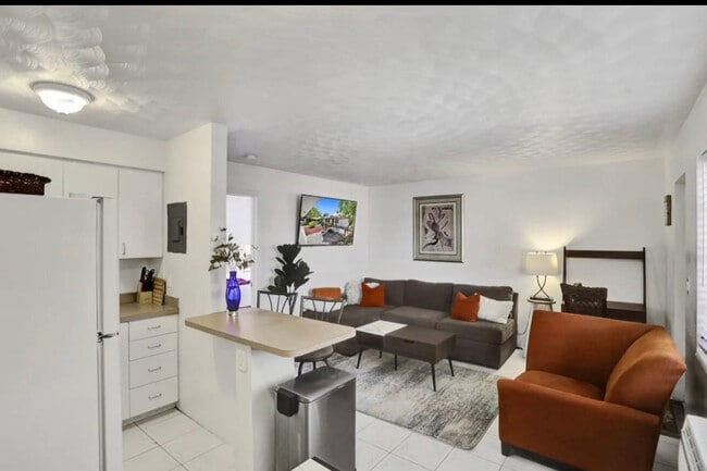 Photo - 820 NE 16th Ave Unit 2