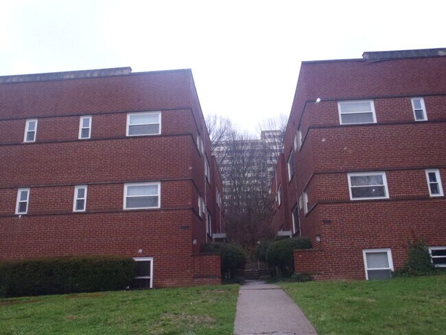 Photo - 922-926 Ludlow Avenue Unit 926-08