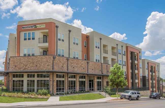 Balcones Lofts