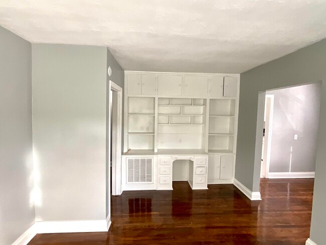 Photo - 2717 Margaret Ct