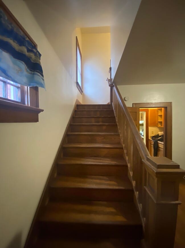 Photo - 2708 Hoagland Ave