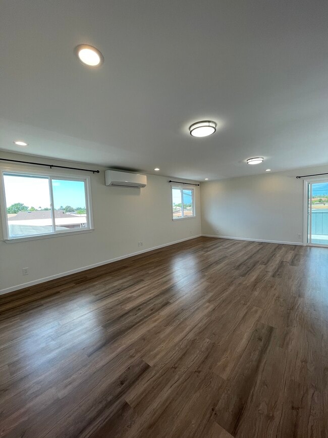 Photo - 91-967 Akaholo St