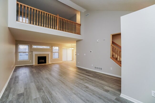 Photo - 438 Wheatfield Dr