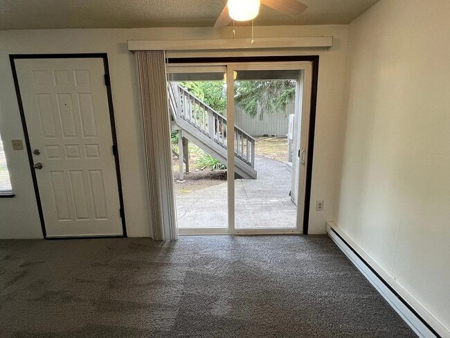 19109 SE Yamhill St Unidad B