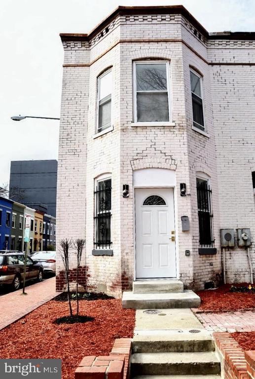 Photo - 916 3rd St NE Townhome