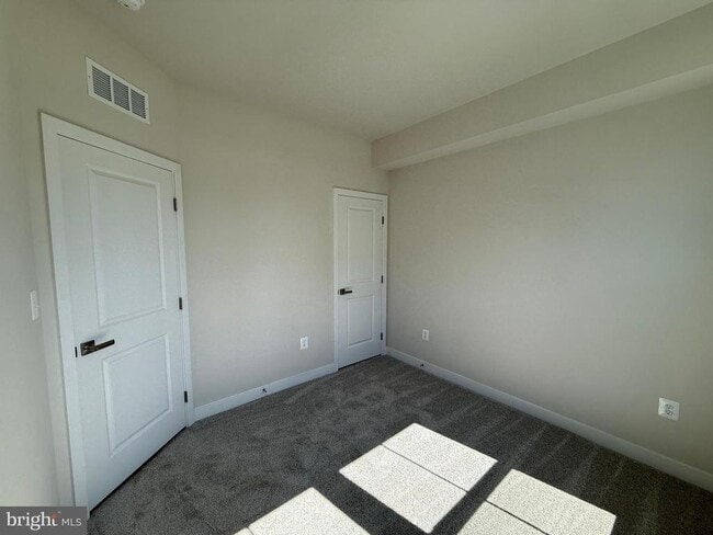 Photo - 4929 DUNHAVEN Dr