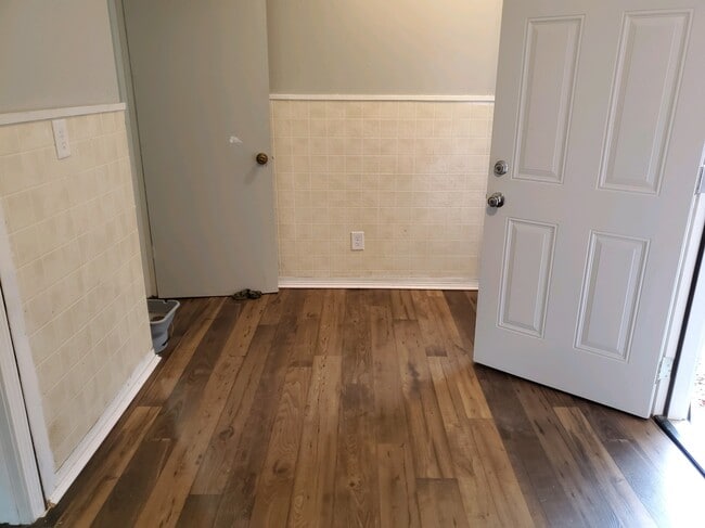 Photo - 808 Wright St