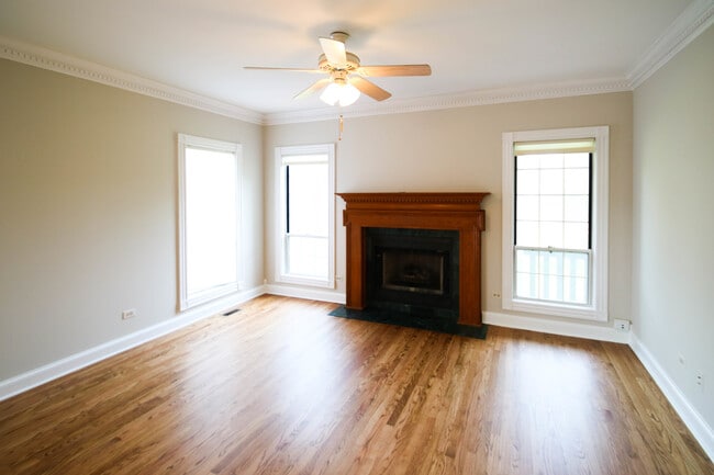 Photo - 648 W Parkside Dr