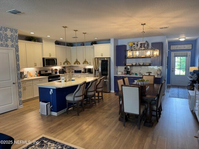 Photo - 554 Pine Bluff Dr