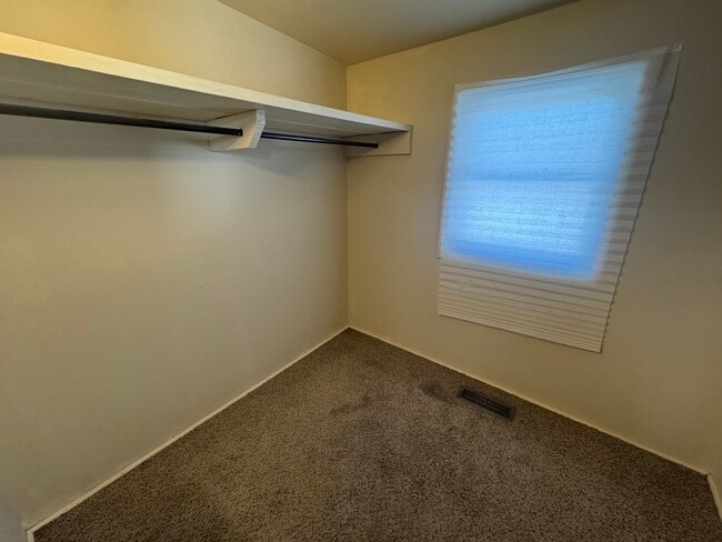 Photo - 17 Crawford-