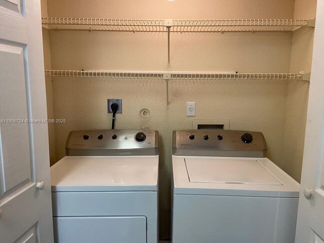 Photo - 977 Riverside Dr Unit 216