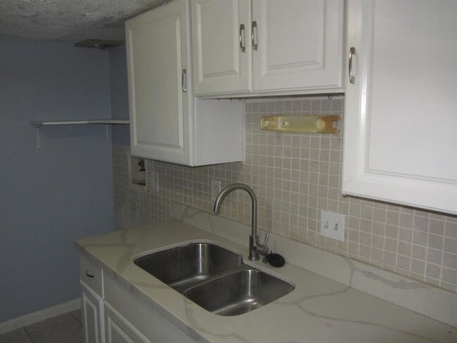 Photo - 9714 Galaxy St