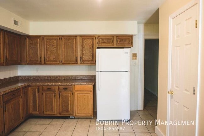 Photo - 508 W Clay St