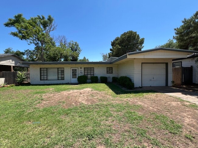 Building Photo - 3707 26th St Rental