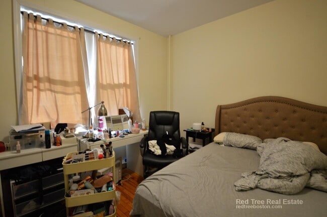 Photo - 56 Egmont St Unit 4