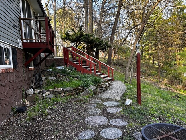 Building Photo - 1201 S 24th St Unit 1