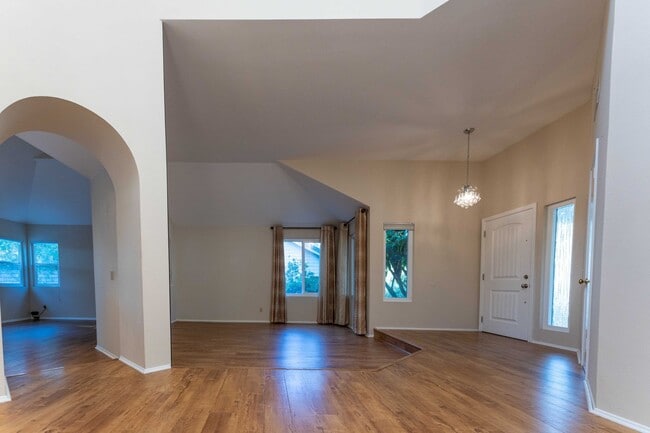 Photo - Charming Home for Now Leasing in Thousand Oaks!