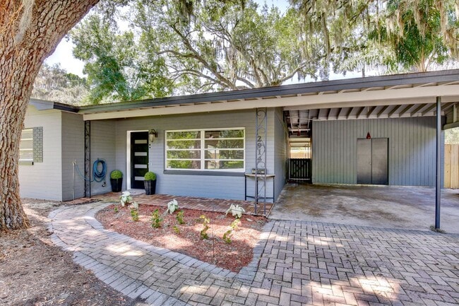 Photo - 2914 Lando Ln