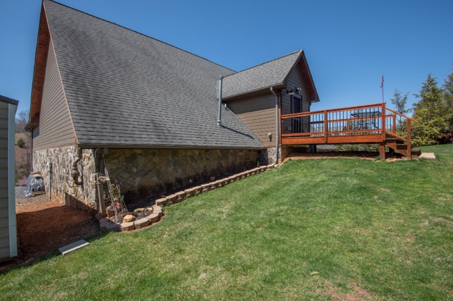 Building Photo - 148 Westwood Acres Dr Rental