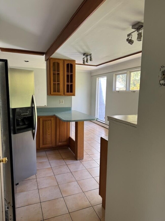 Photo - 102 Turkey Hill Rd - Utilities Included!