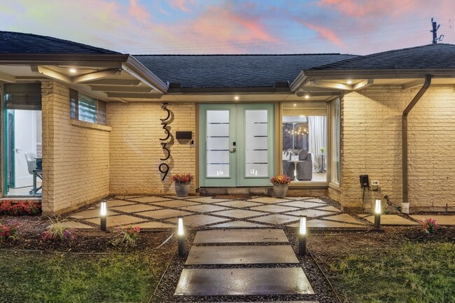 Photo - 5339 Rutherglenn Dr