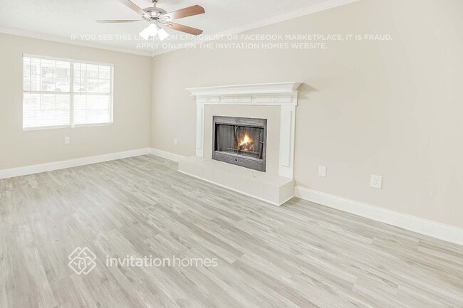 Photo - 260 Rosewood Dr