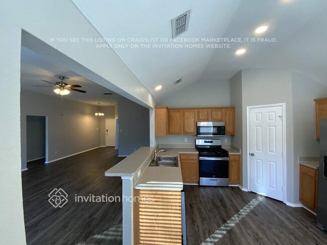 408 Hidden Ridge Dr