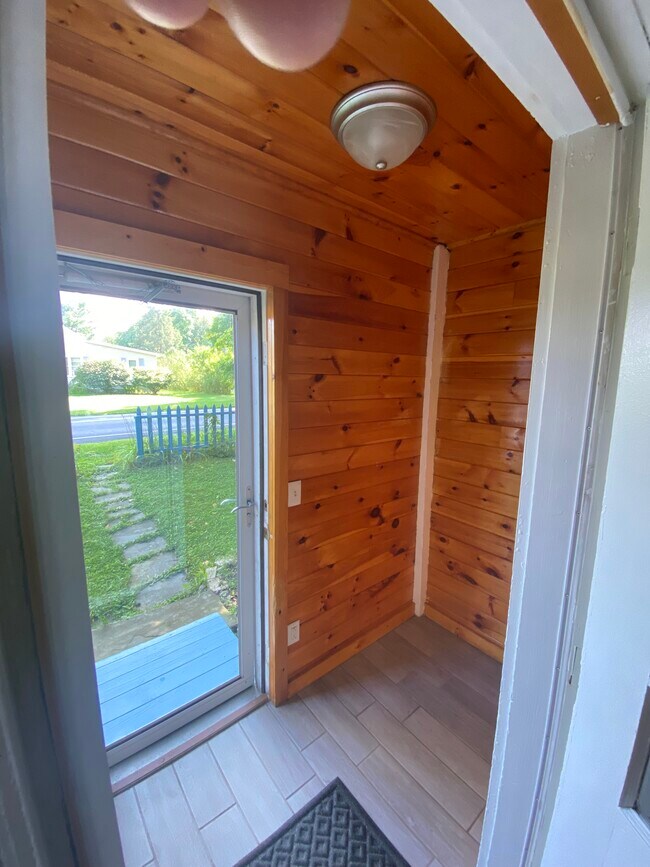 376 Snyder Hill Rd