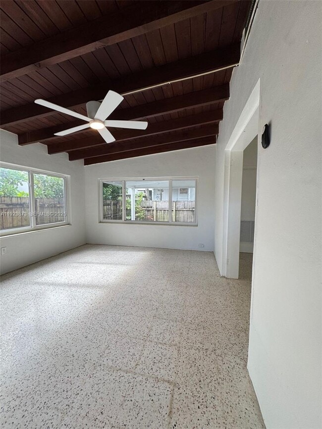 Photo - 4700 SW 7th St