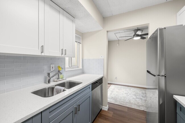 Photo - 3206 W Azeele St