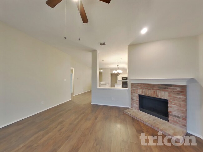 Photo - 1505 Redman Dr