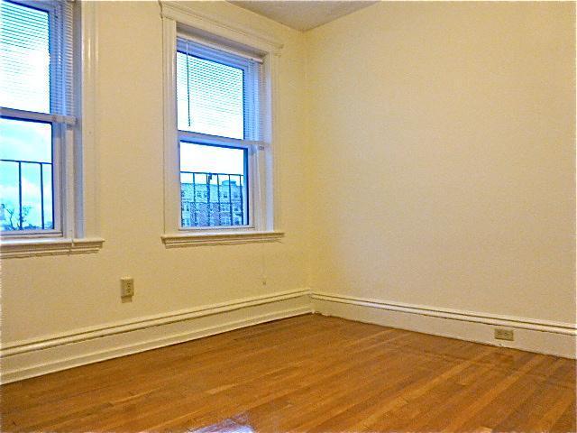 Photo - 24 Queensberry St Unit B