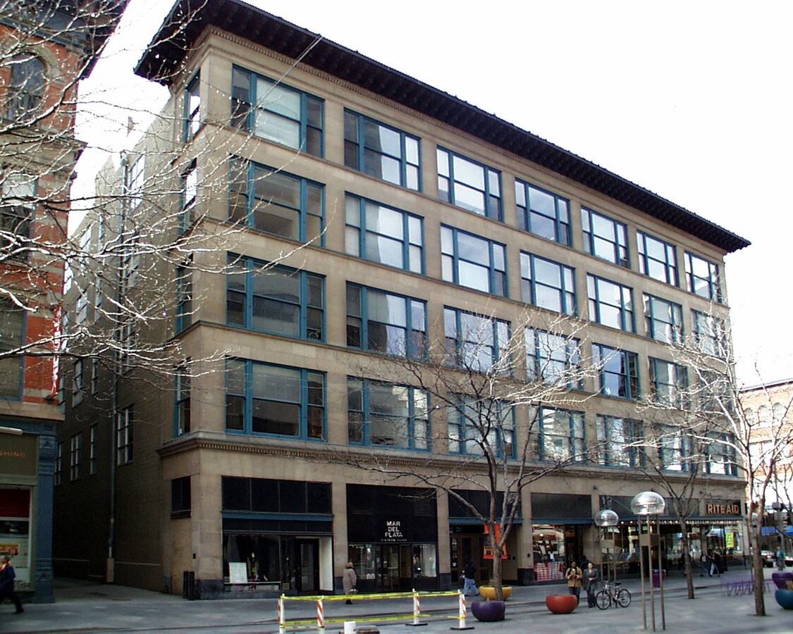 Photo - Neusteters Bldg