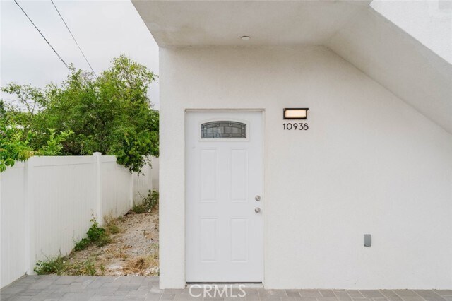 Photo - 10938 Olinda St