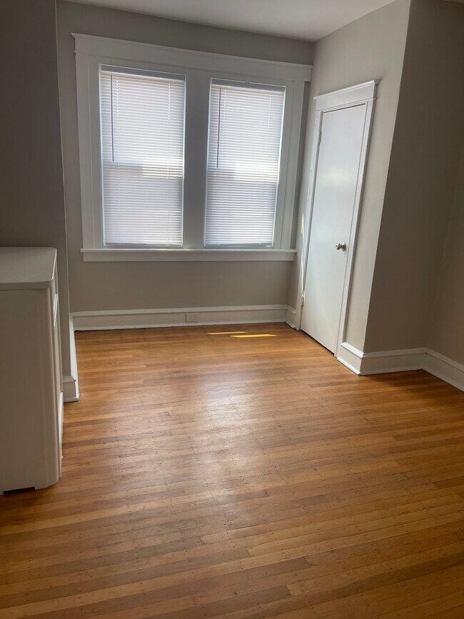 1434 E Lycoming St Unit 2