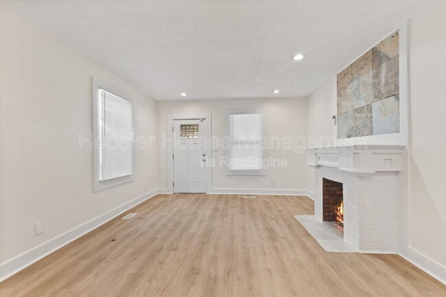 Photo - 2920 Ruckle St