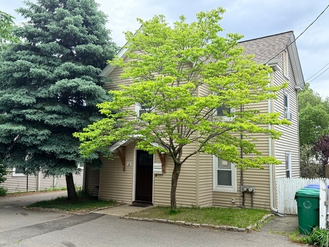 Front of Property from street - 15 Cottage Ct Unit 2