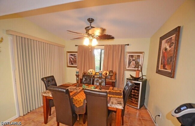 Photo - 27750 Hacienda E Blvd Unit 208B