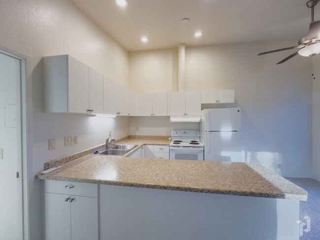 Photo - Rosewood Apartments