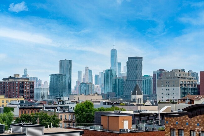 Building Photo - 759 2nd St Unit 8H Rental