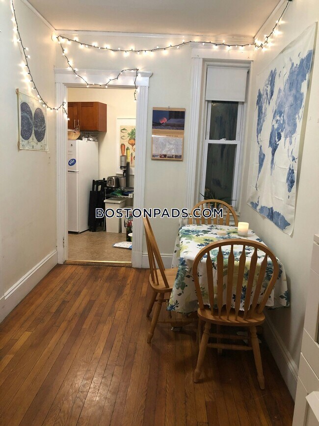 Photo - 231-235 Park Dr Unidad 15