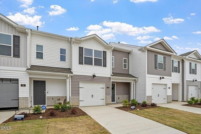 Photo - 24 Red Clover Dr