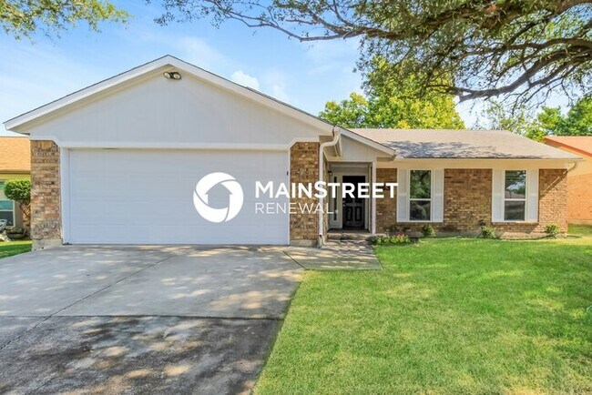 Building Photo - 3 Bedroom Pet-Friendly Home in Watauga, TX with Main Street Renewal