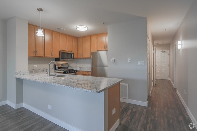 2 BR, 2BA - Kitchen