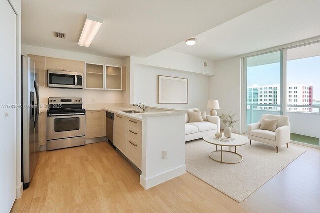 Building Photo - 350 NE 24th St Unit 909 Rental