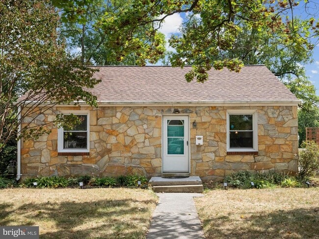 Building Photo - 1508 S Loudoun St Rental