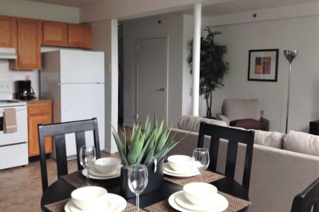 Photo - The Continental at Freehold