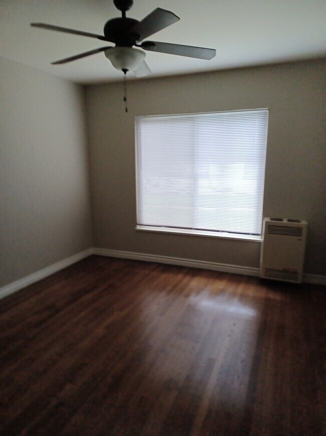 Photo - Carmona Apt LLC