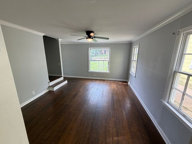 Photo - 2 Bedroom Highland Apartment