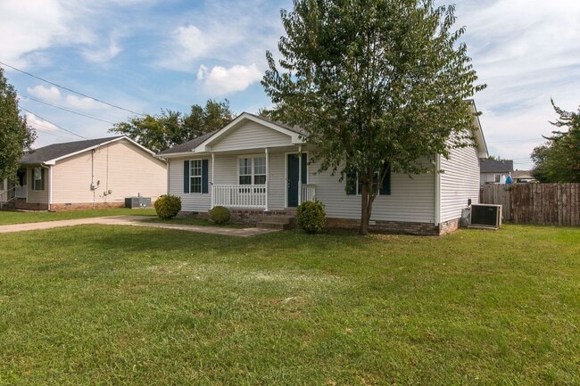 Photo - 1013 Bush Ave
